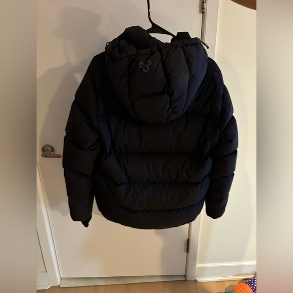 Aritzia black super puff jacket - Picture 6 of 8